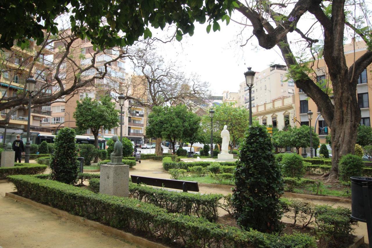 Del Parque Flats Monkey 1 Apartman Málaga Kültér fotó